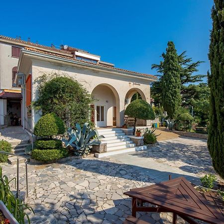 Apartments Jadranka Omišalj المظهر الخارجي الصورة